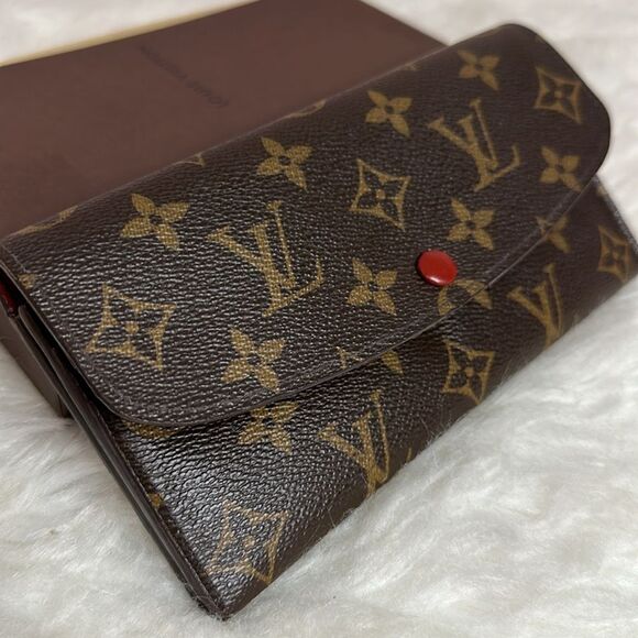 💯Authentic Louis Vuitton Emilie Monogram Long Wallet🍀 - Picture 13 of 17